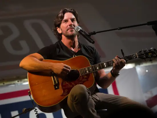 Grammy-winning Christian songwriter killed in plane crash